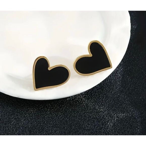 NWT14K Gold Boho Black & Gold Trim Heart-Shaped Stud Earrings - Picture 2 of 4
